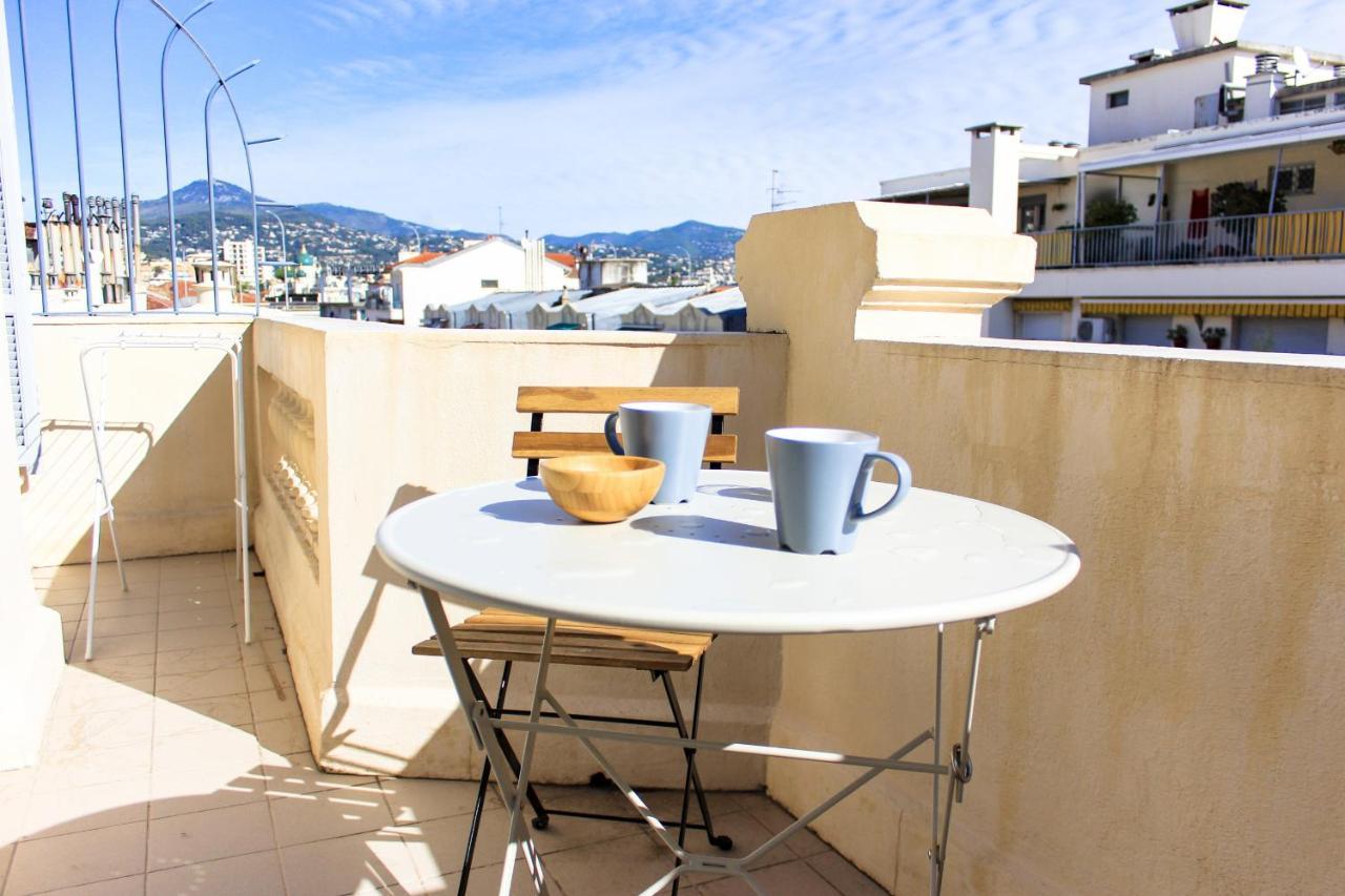 Joli Studio Avec Balcon, Centre Lejlighed